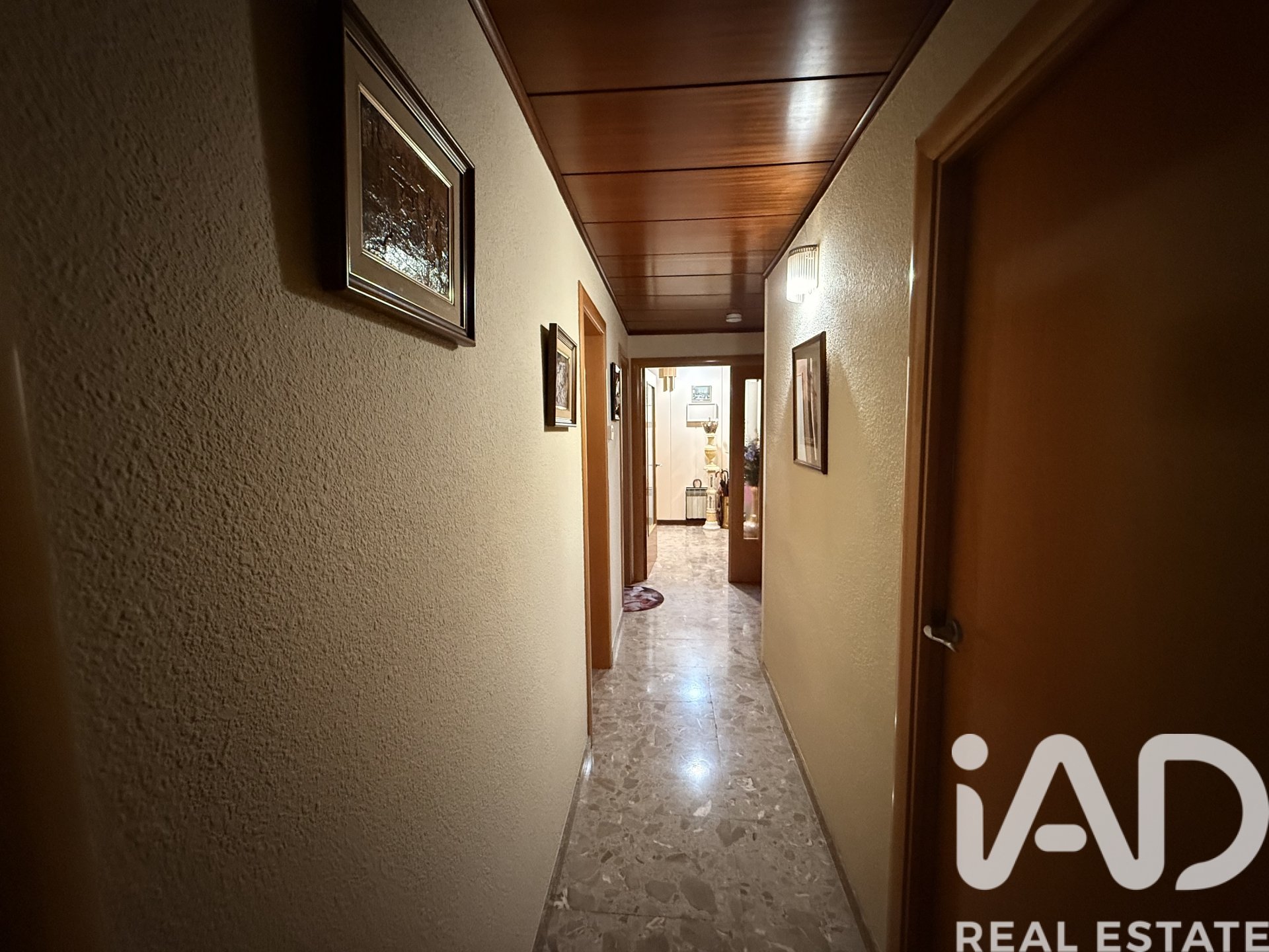 Appartamento a Barcelona, Spagna 4 camere da letto, 114 mq. N° 152655