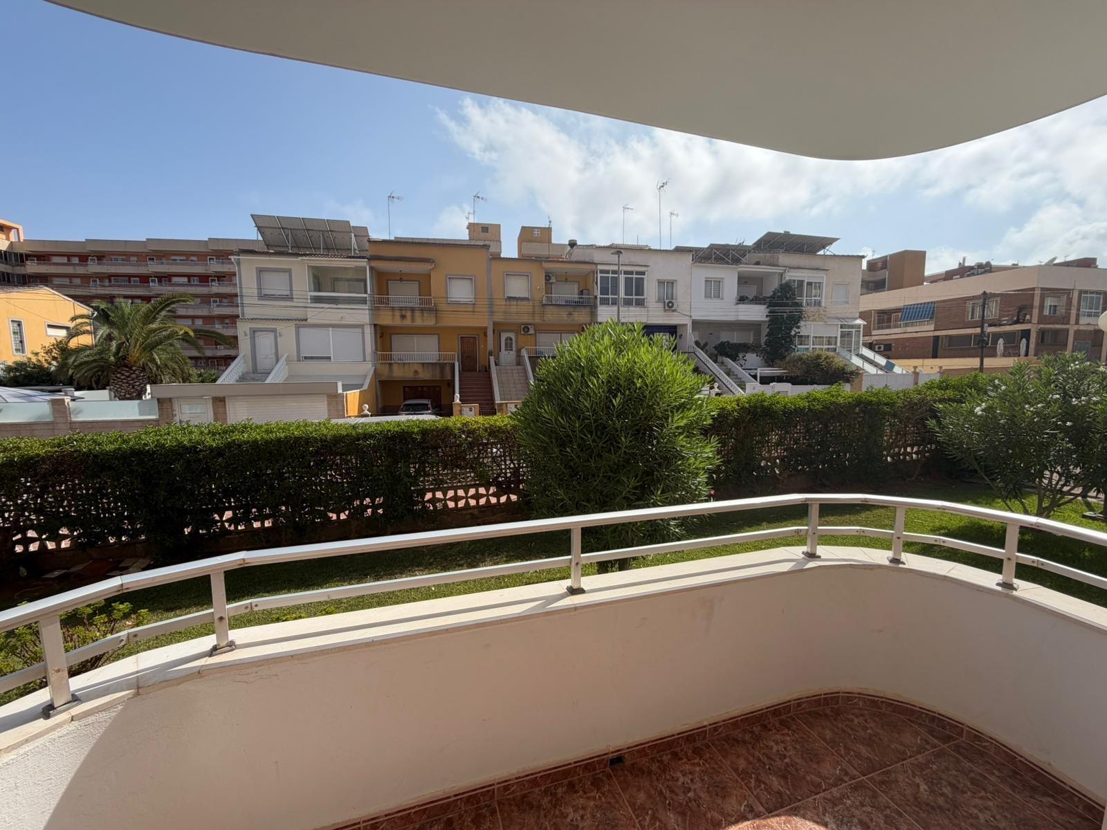 Lägenhet i Punta Prima, Alicante, Spanien 2 sovrum, 74 kvm. Nr. 195568