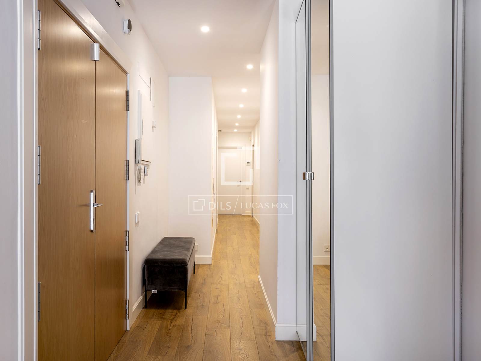 Apartament w Barcelona, Hiszpania 3 sypialnie, 150 mkw. nr 150504