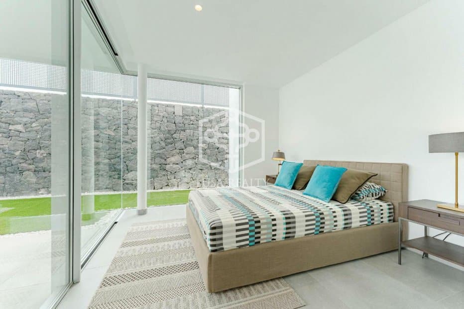 Villa Adeje, Tenerife, Spānijā 3 istabas, 193 m2 Nr. 111112