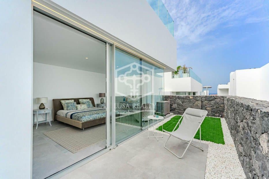 Villa Adeje, Tenerife, Spānijā 3 istabas, 193 m2 Nr. 111112