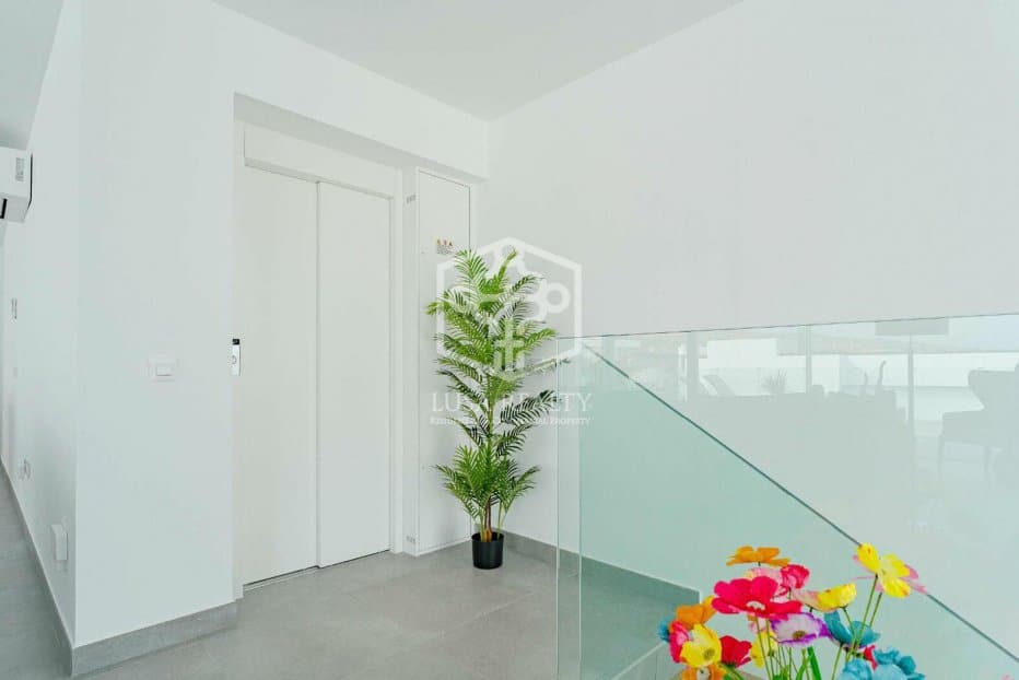 Villa Adeje, Tenerife, Spānijā 3 istabas, 193 m2 Nr. 111112