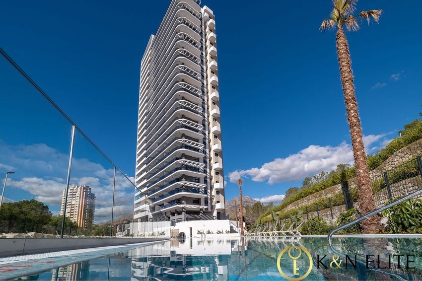 Apartamento en Benidorm, Alicante, España 2 dormitorios, 130 m2 No. 194086