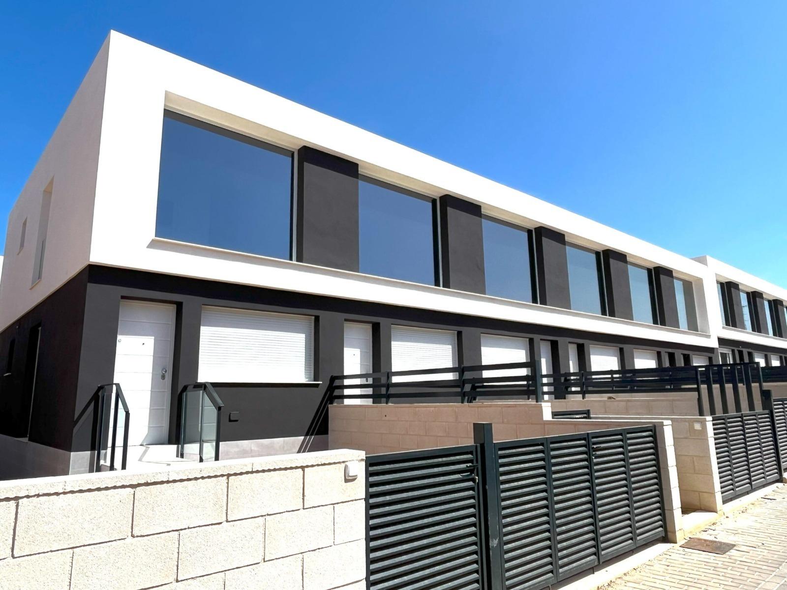 Māja Gran Alacant, Alicante, Spānijā 2 istabas, 75 m2 Nr. 165636