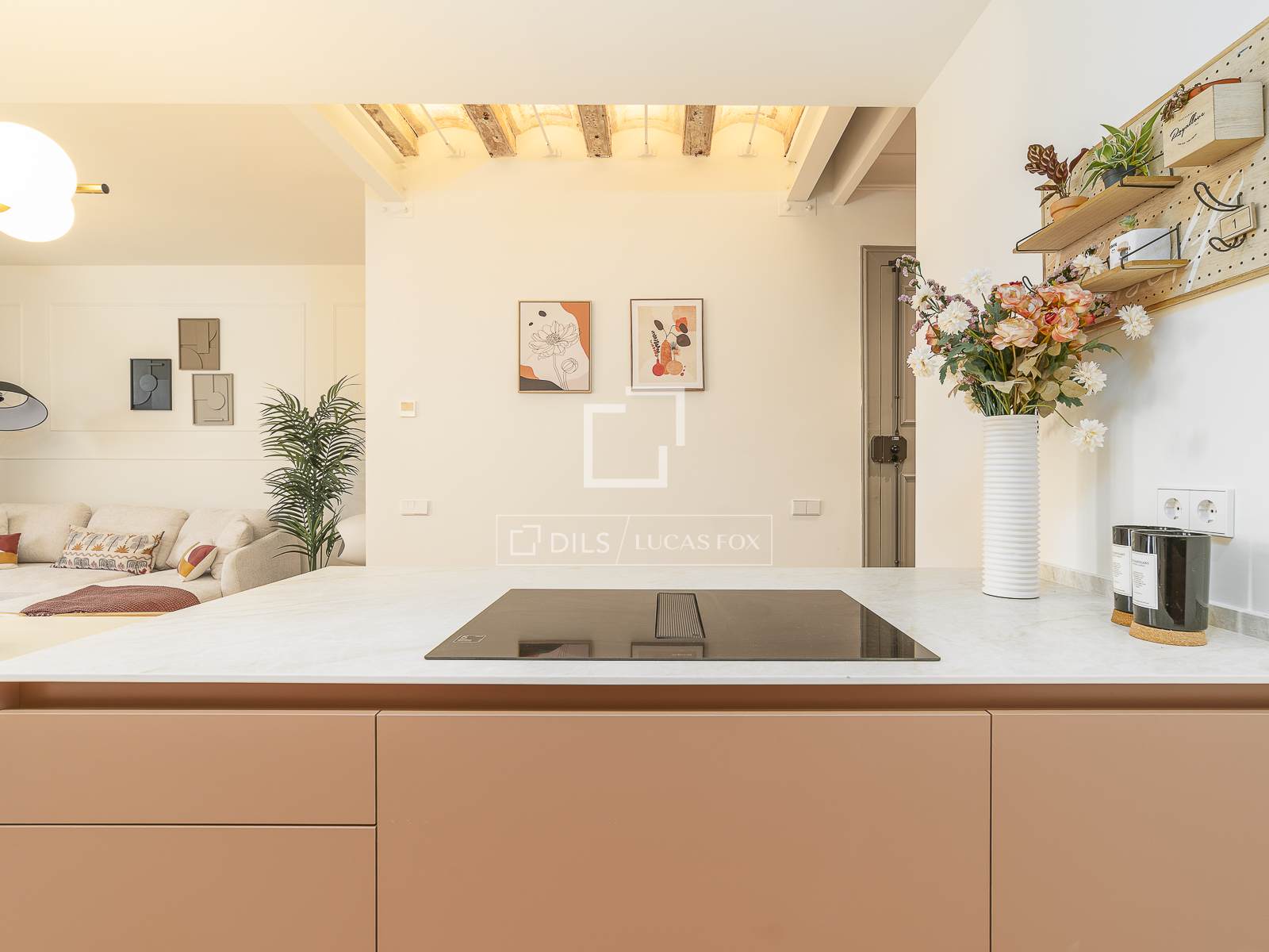 Apartamento en Barcelona, España 3 dormitorios, 135 m2 No. 194297