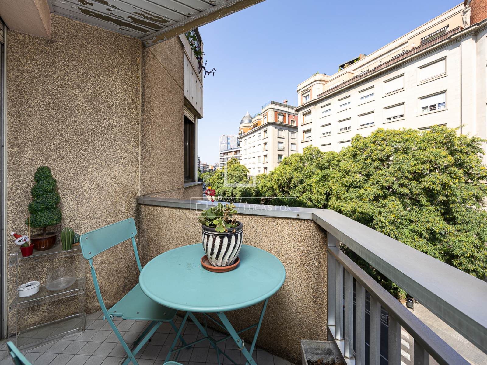 Apartamento en Barcelona, España 5 dormitorios, 178 m2 No. 194298