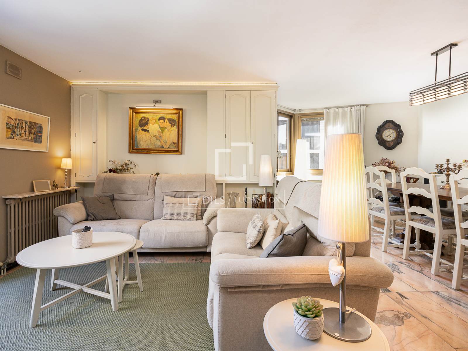 Apartamento en Barcelona, España 5 dormitorios, 178 m2 No. 194298