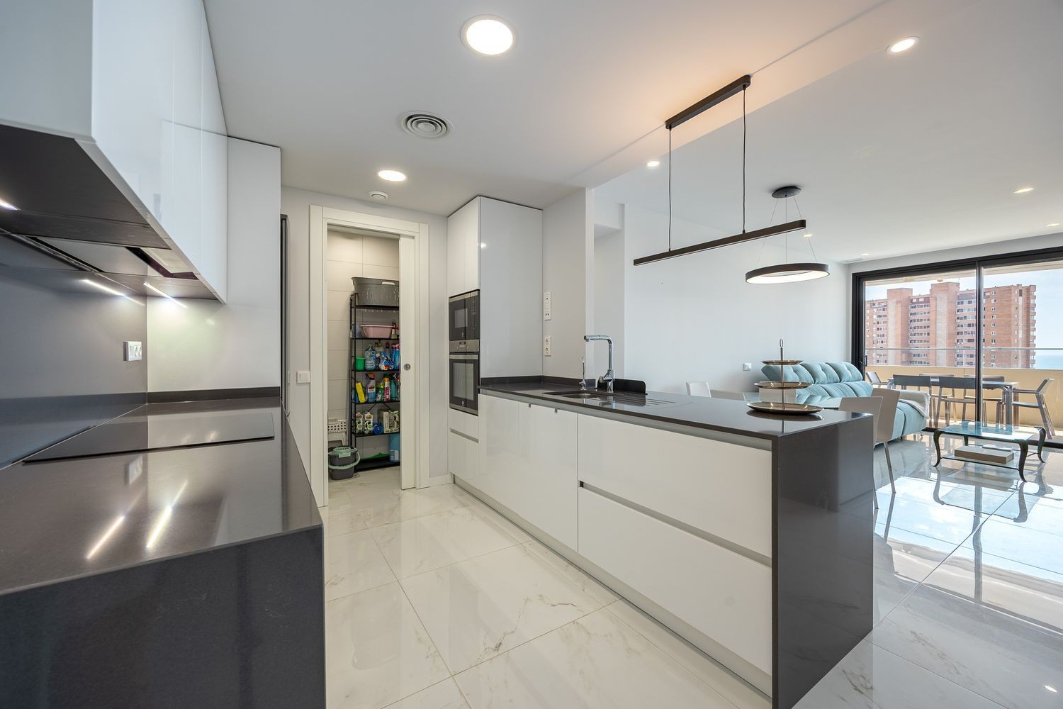 Wohnung in Benidorm, Alicante, Spanien 2 Schlafzimmer, 104 m2 Nr. 196102