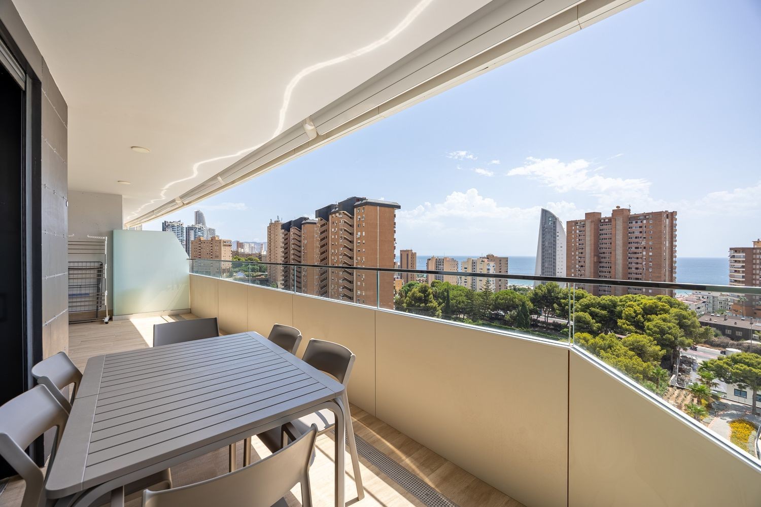Wohnung in Benidorm, Alicante, Spanien 2 Schlafzimmer, 104 m2 Nr. 196102