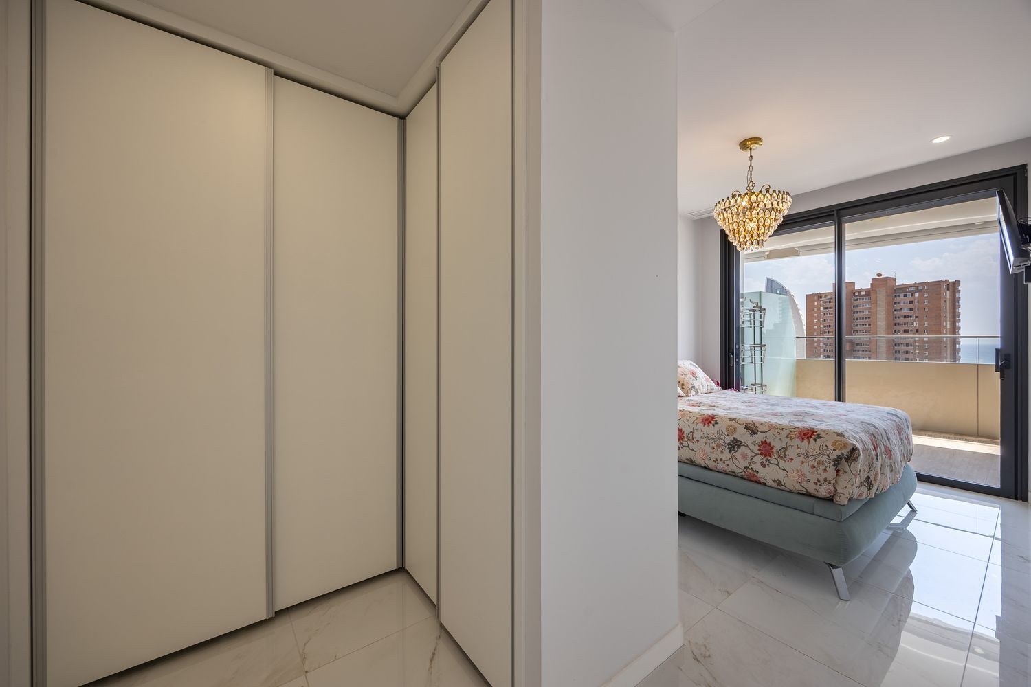 Wohnung in Benidorm, Alicante, Spanien 2 Schlafzimmer, 104 m2 Nr. 196102