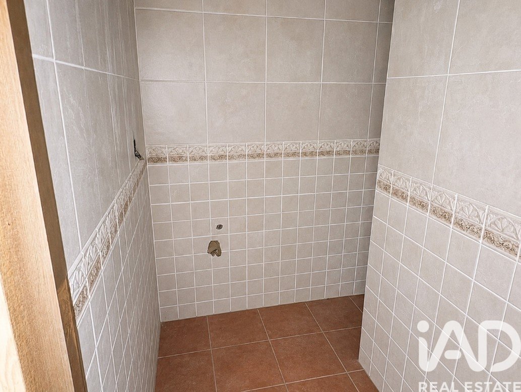 Kommersiell fastighet i Silla, Valencia, Spanien 240 kvm. Nr. 188513
