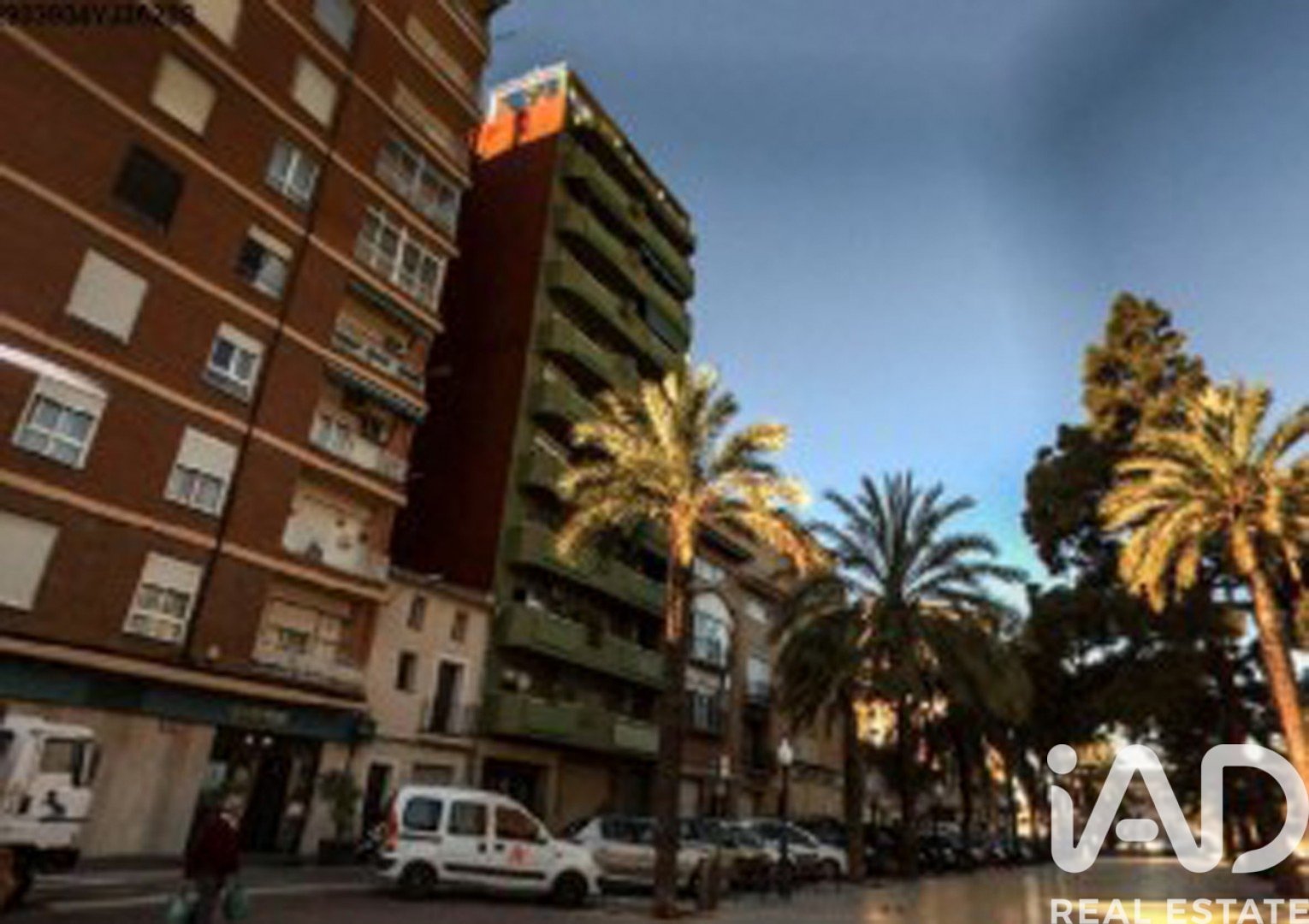 Kommersiell fastighet i Silla, Valencia, Spanien 240 kvm. Nr. 188513