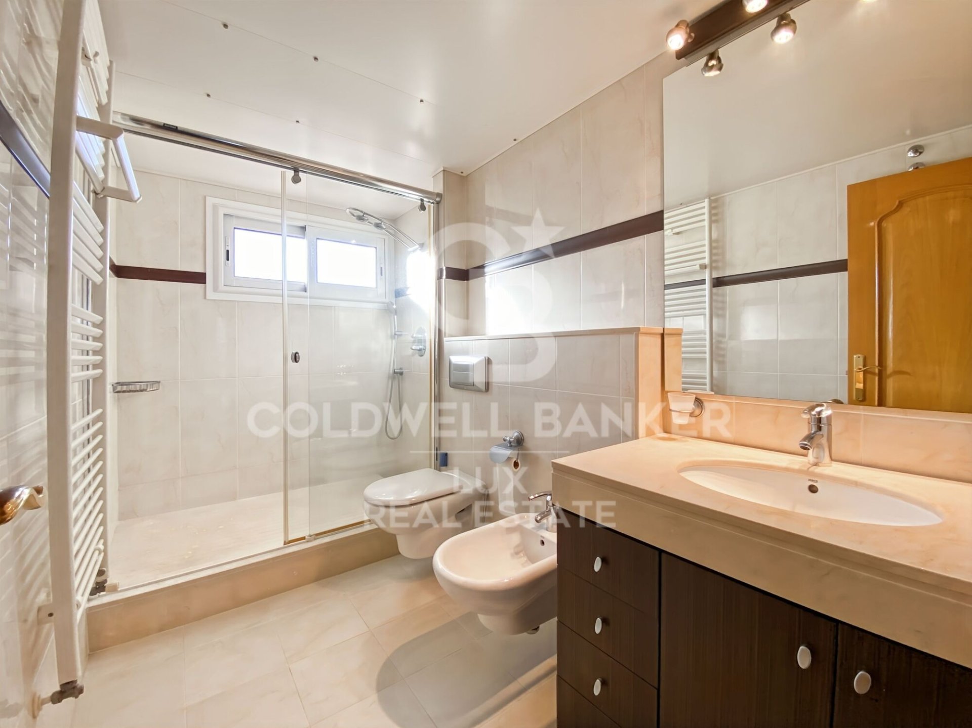 Talo Vilamalla, Girona, Espanja 4 makuuhuonetta, 395 m2 No. 159656