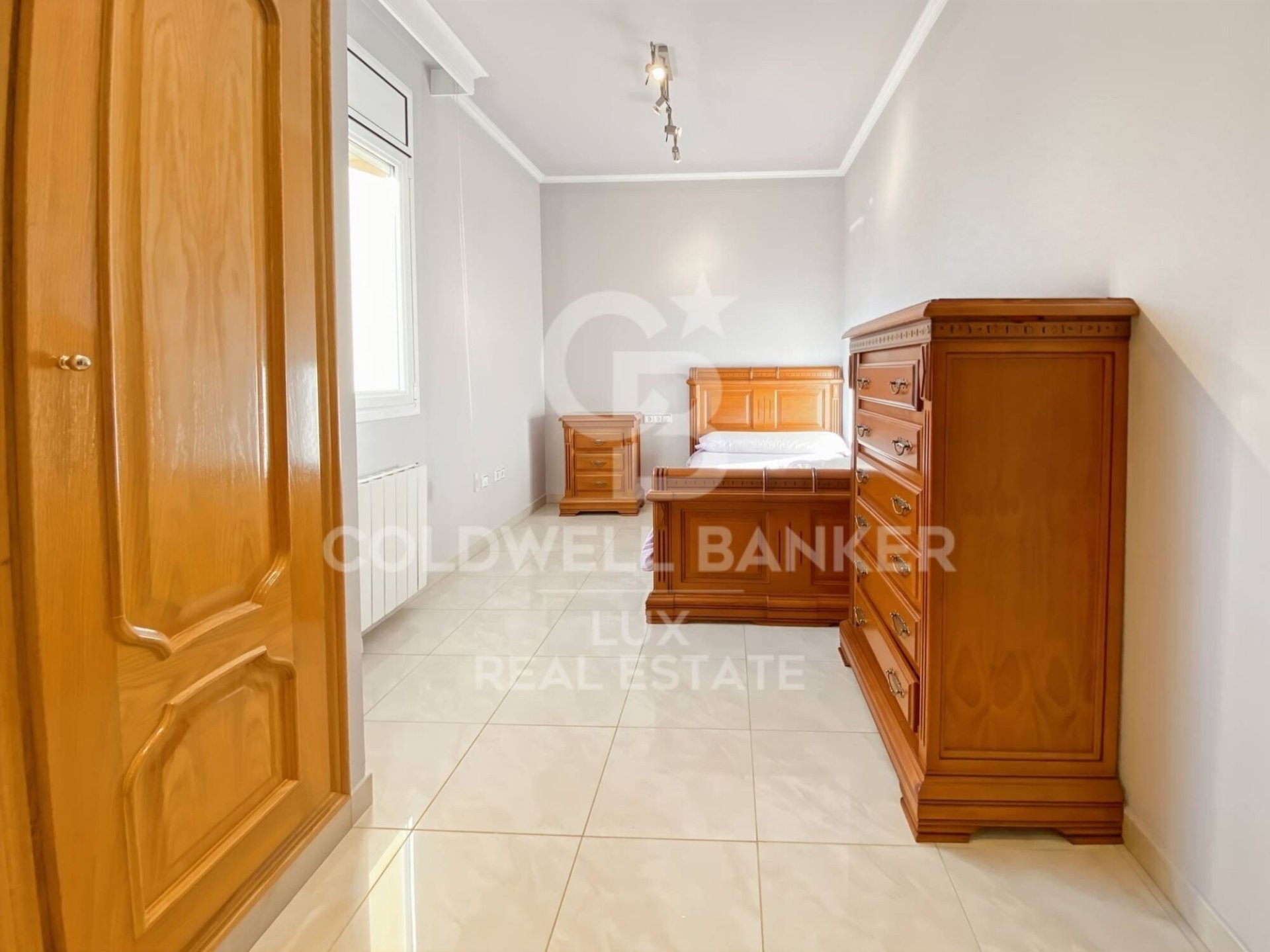 Talo Vilamalla, Girona, Espanja 4 makuuhuonetta, 395 m2 No. 159656