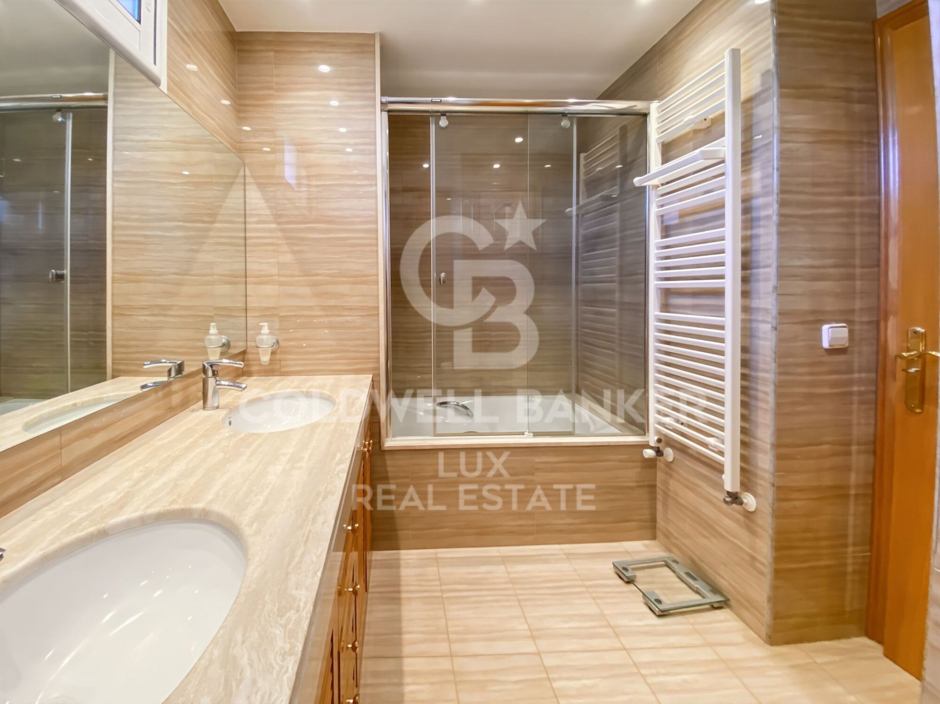 Talo Vilamalla, Girona, Espanja 4 makuuhuonetta, 395 m2 No. 159656
