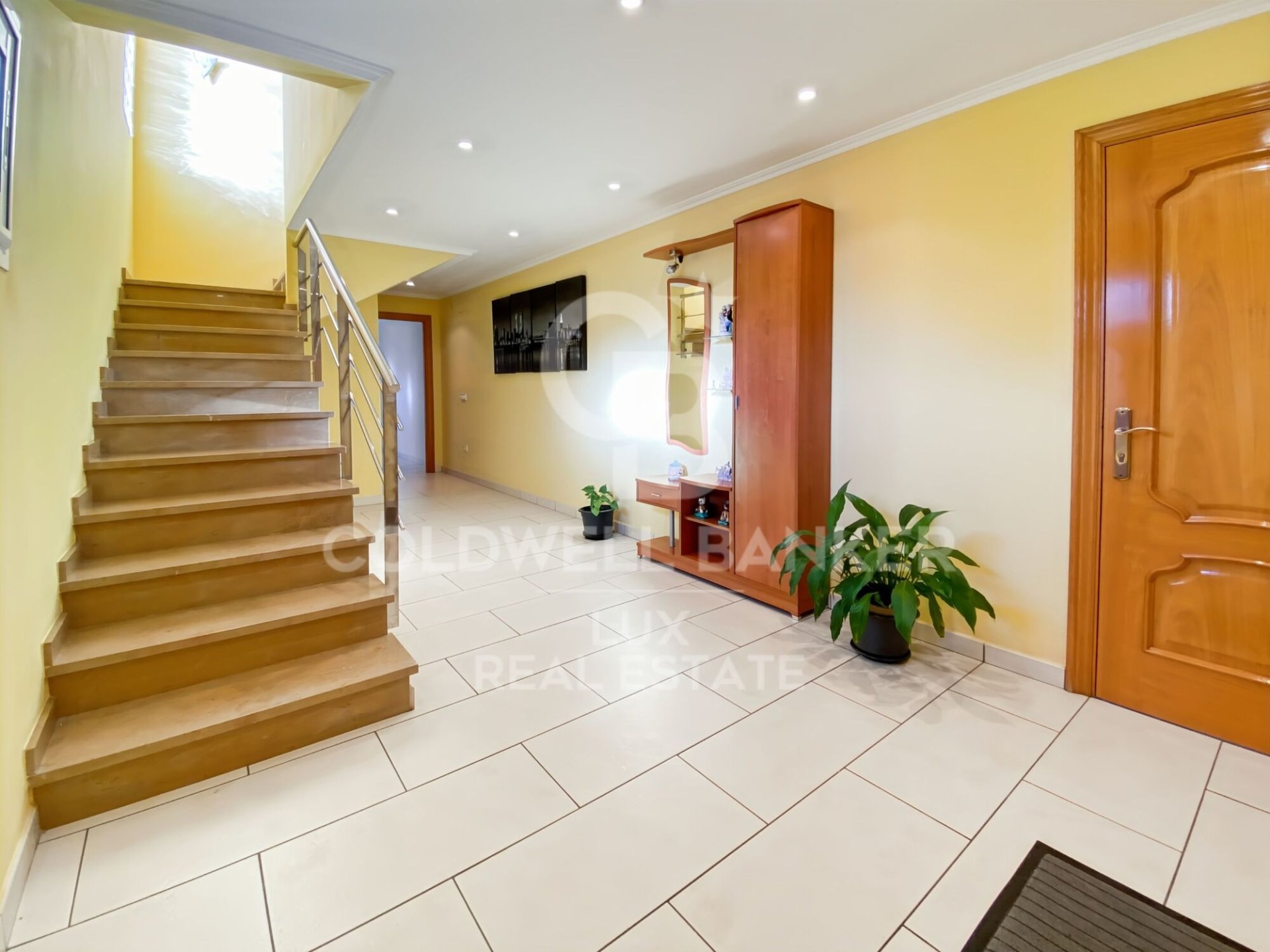 Talo Vilamalla, Girona, Espanja 4 makuuhuonetta, 395 m2 No. 159656