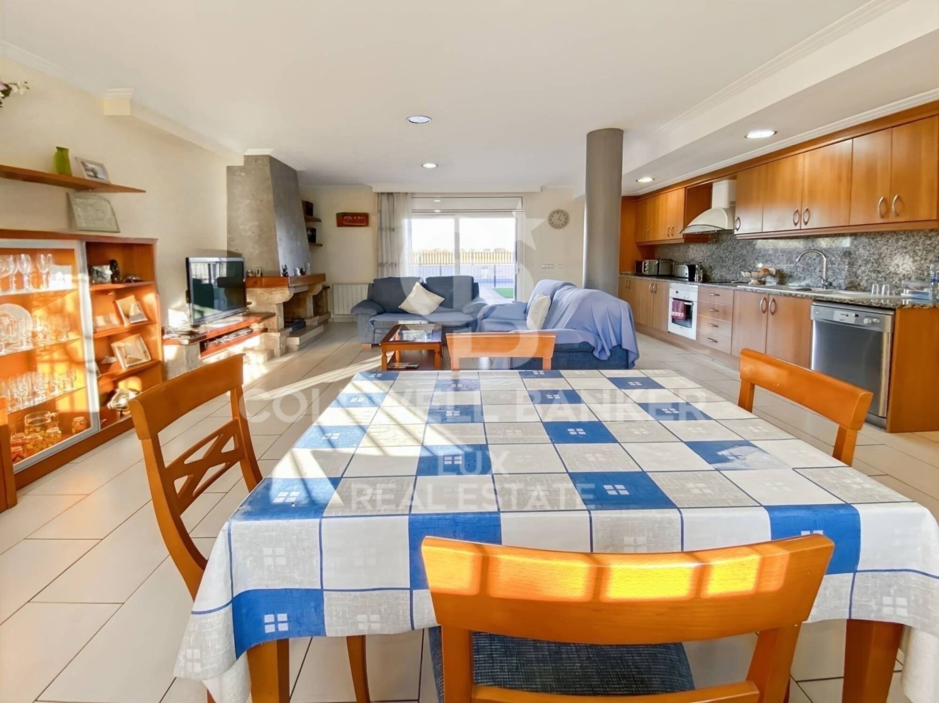 Talo Vilamalla, Girona, Espanja 4 makuuhuonetta, 395 m2 No. 159656
