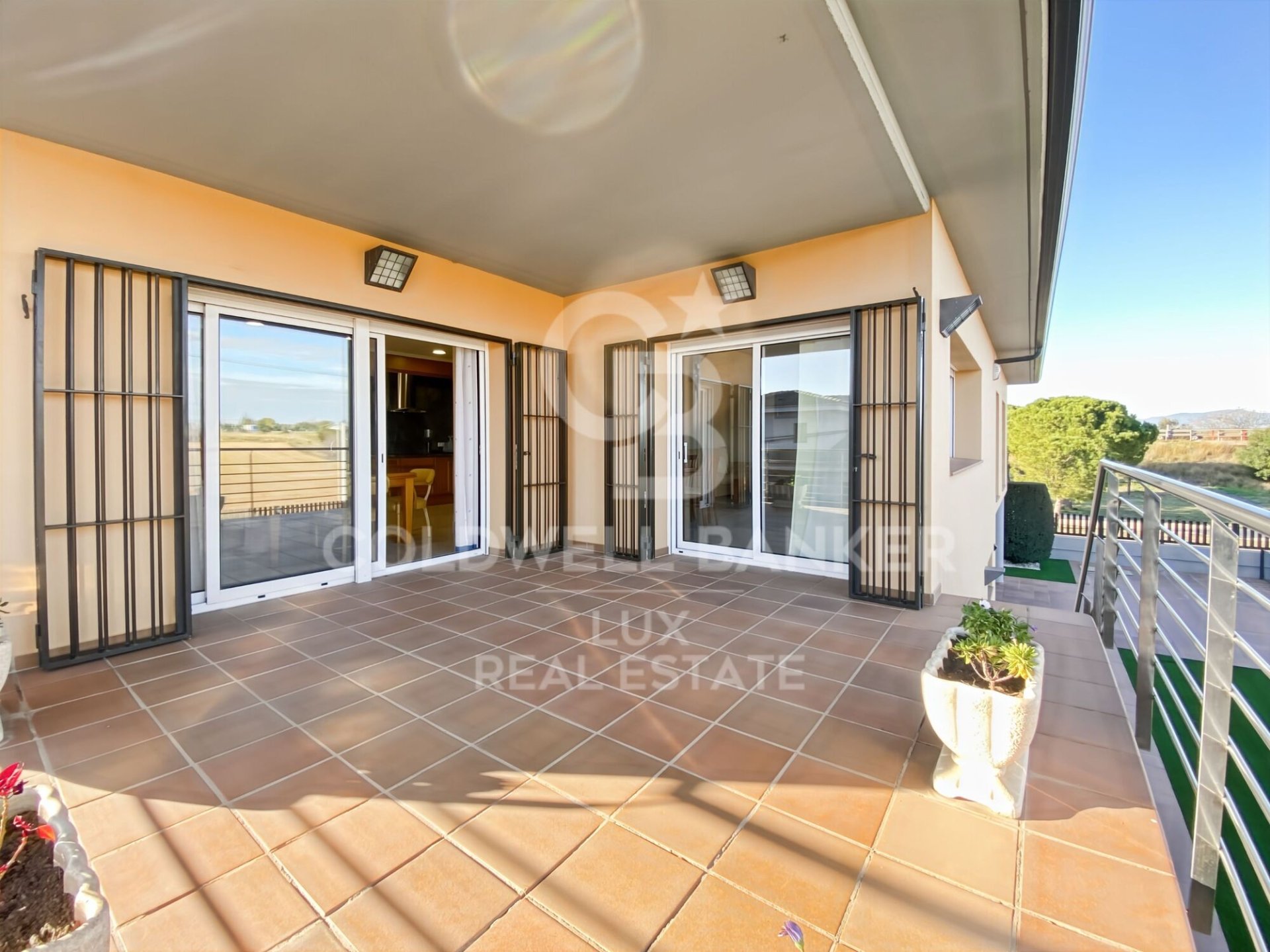 Talo Vilamalla, Girona, Espanja 4 makuuhuonetta, 395 m2 No. 159656