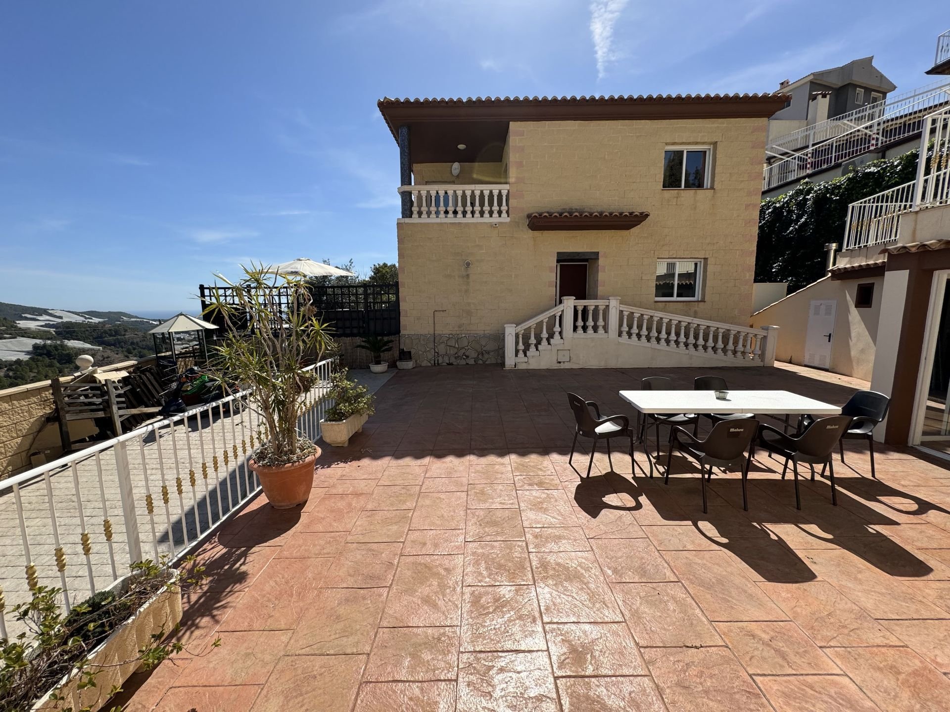 Сasa en Callosa D'en Sarria, Alicante, España 4 dormitorios, 239 m2 No. 95461