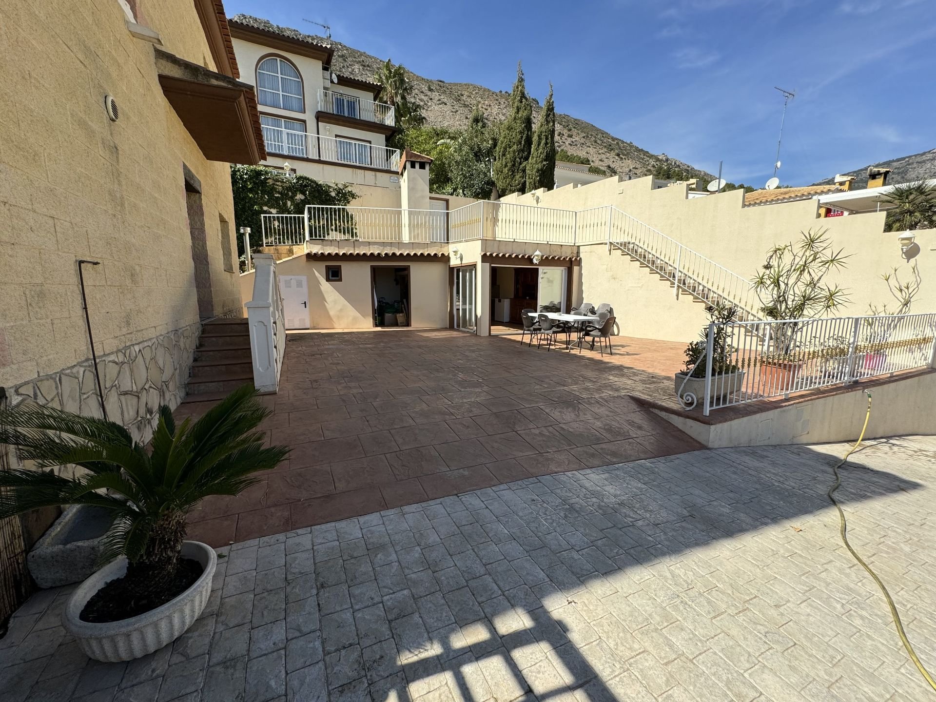 Сasa en Callosa D'en Sarria, Alicante, España 4 dormitorios, 239 m2 No. 95461