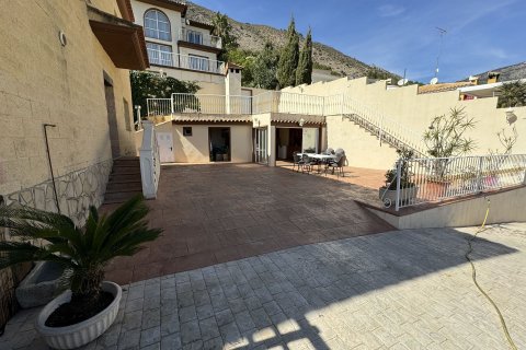 House à Callosa D'en Sarria, Alicante, Espagne 4 chambres, 239 m2 No. 95461