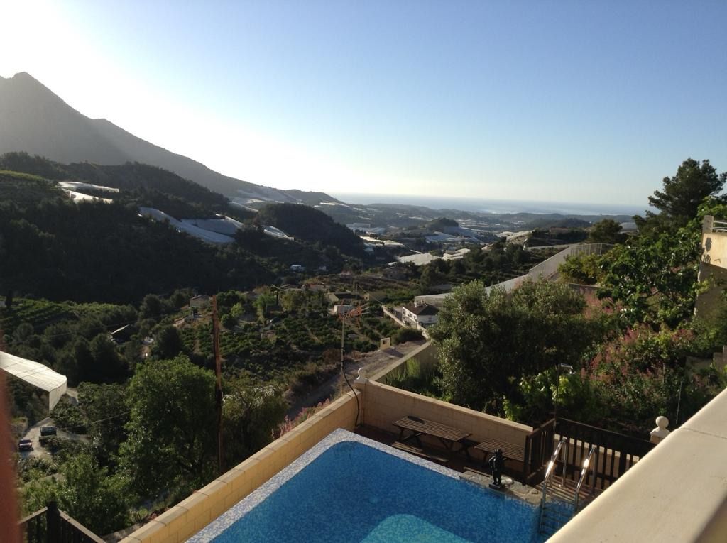 Сasa en Callosa D'en Sarria, Alicante, España 4 dormitorios, 239 m2 No. 95461