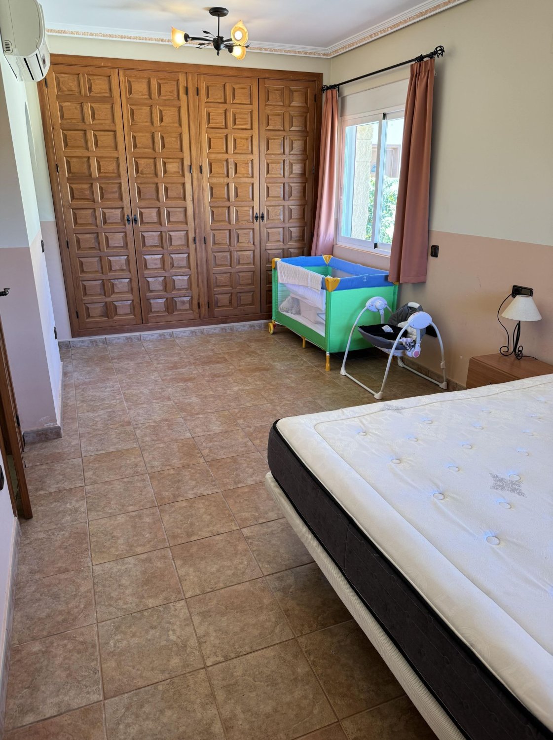 Сasa en Callosa D'en Sarria, Alicante, España 4 dormitorios, 239 m2 No. 95461