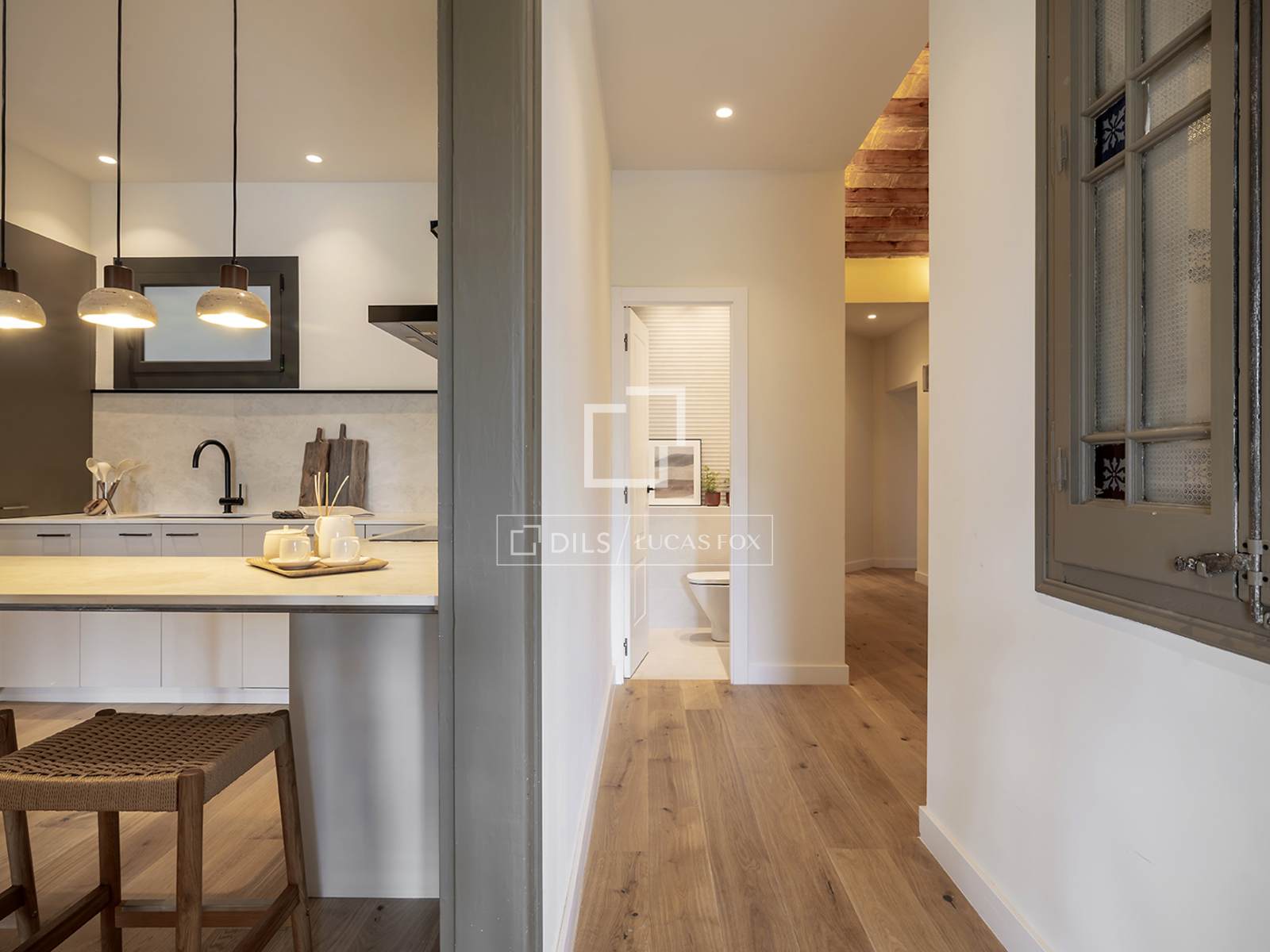 Apartment à Barcelona, Espagne 4 chambres, 168 m2 No. 168321