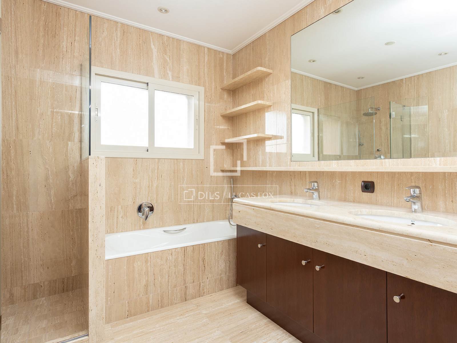 Penthouse à Barcelona, Espagne 3 chambres, 240 m2 No. 168320