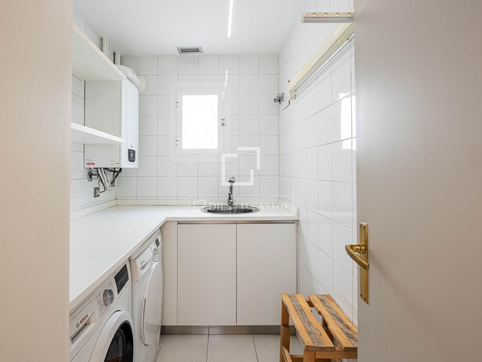 Dzīvoklis Barcelona, Spānijā 5 istabas, 217 m2 Nr. 168319