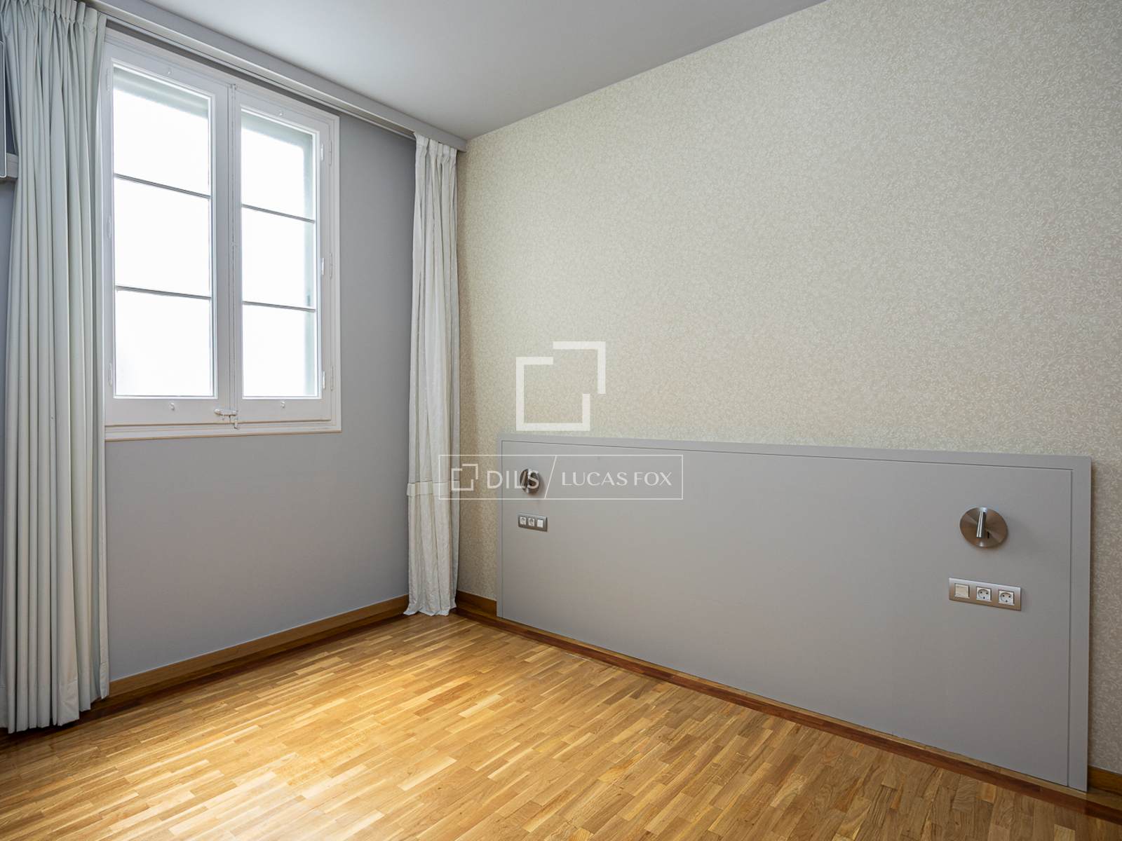 Dzīvoklis Barcelona, Spānijā 5 istabas, 217 m2 Nr. 168319