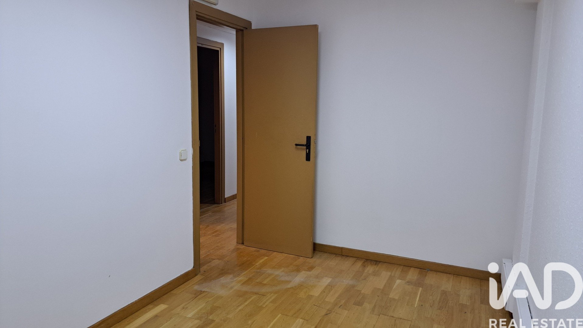 Komerciāls īpašums Barcelona, Spānijā 139 m2 Nr. 195722
