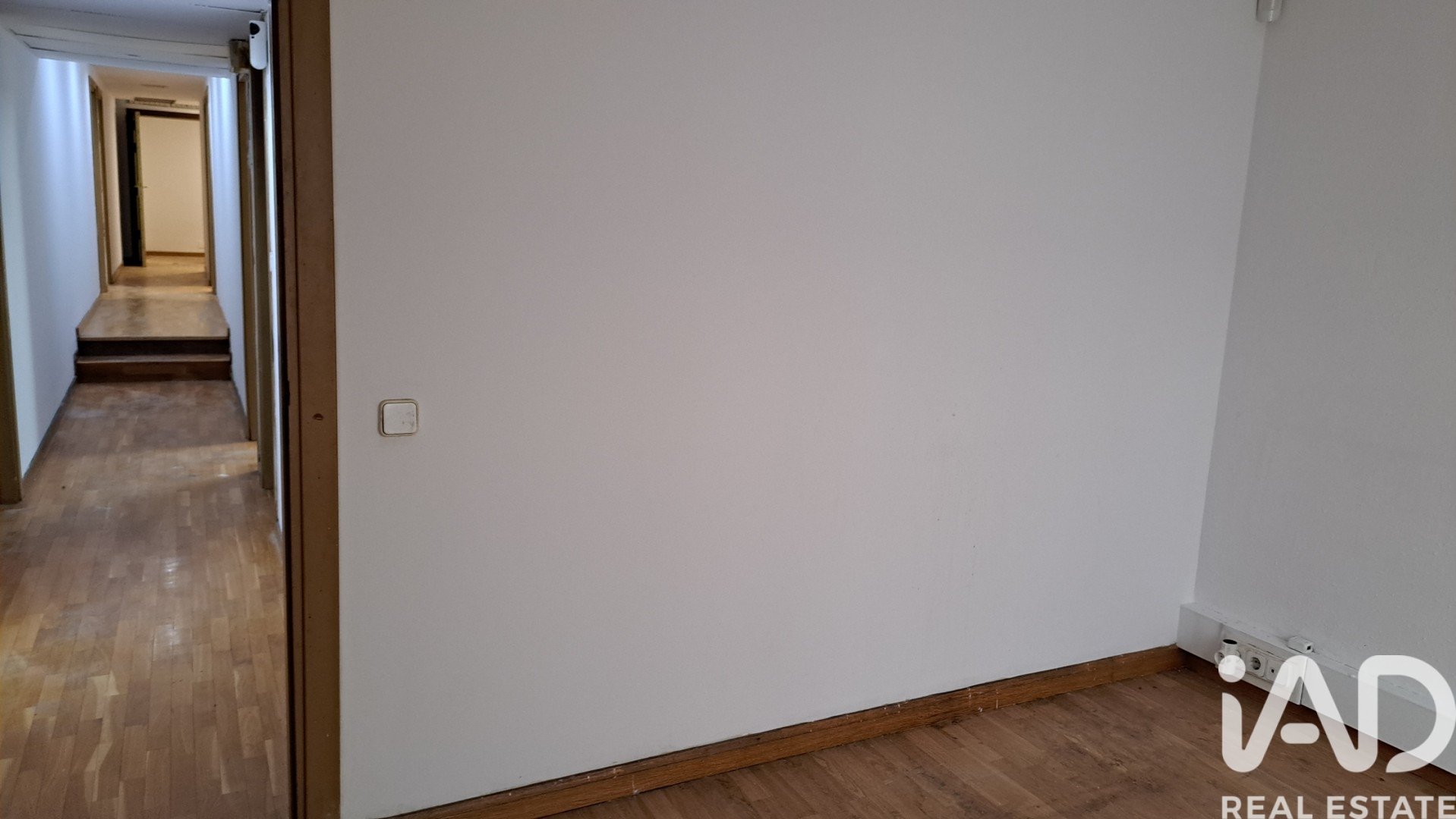 Komerciāls īpašums Barcelona, Spānijā 139 m2 Nr. 195722