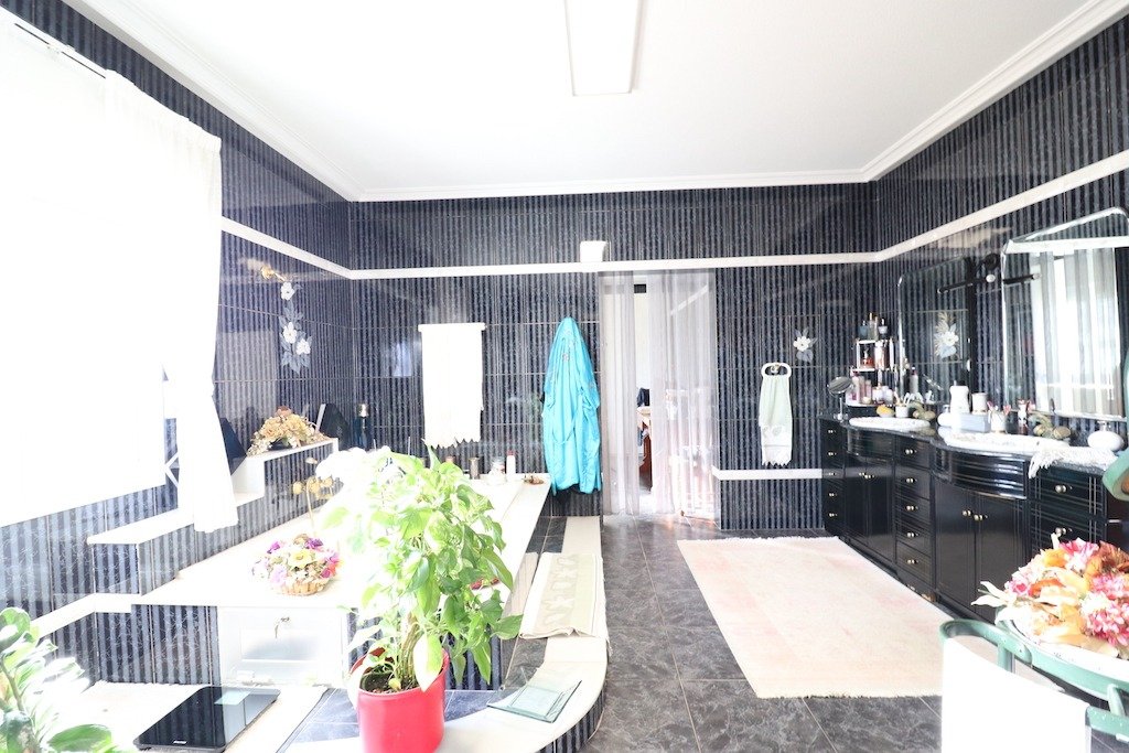Apartament w El Chaparral, Alicante, Hiszpania 5 sypialni, 380 mkw. nr 165363