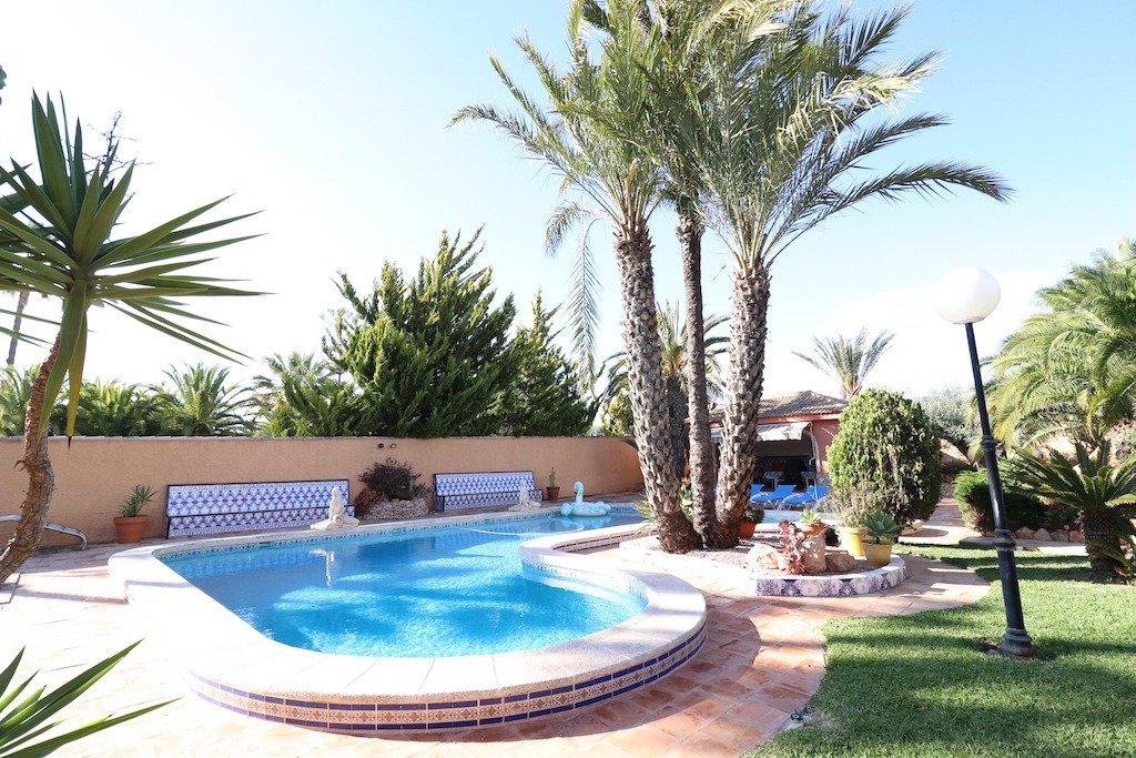 Apartament w El Chaparral, Alicante, Hiszpania 5 sypialni, 380 mkw. nr 165363