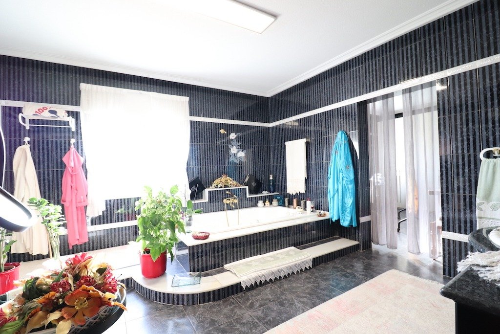 Apartament w El Chaparral, Alicante, Hiszpania 5 sypialni, 380 mkw. nr 165363