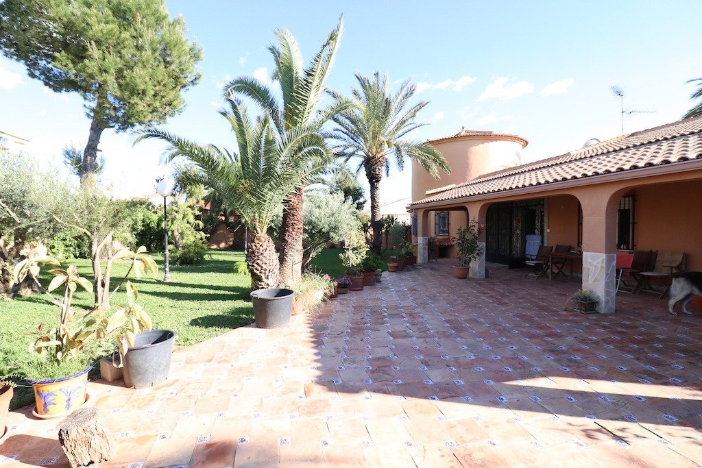 Apartament w El Chaparral, Alicante, Hiszpania 5 sypialni, 380 mkw. nr 165363