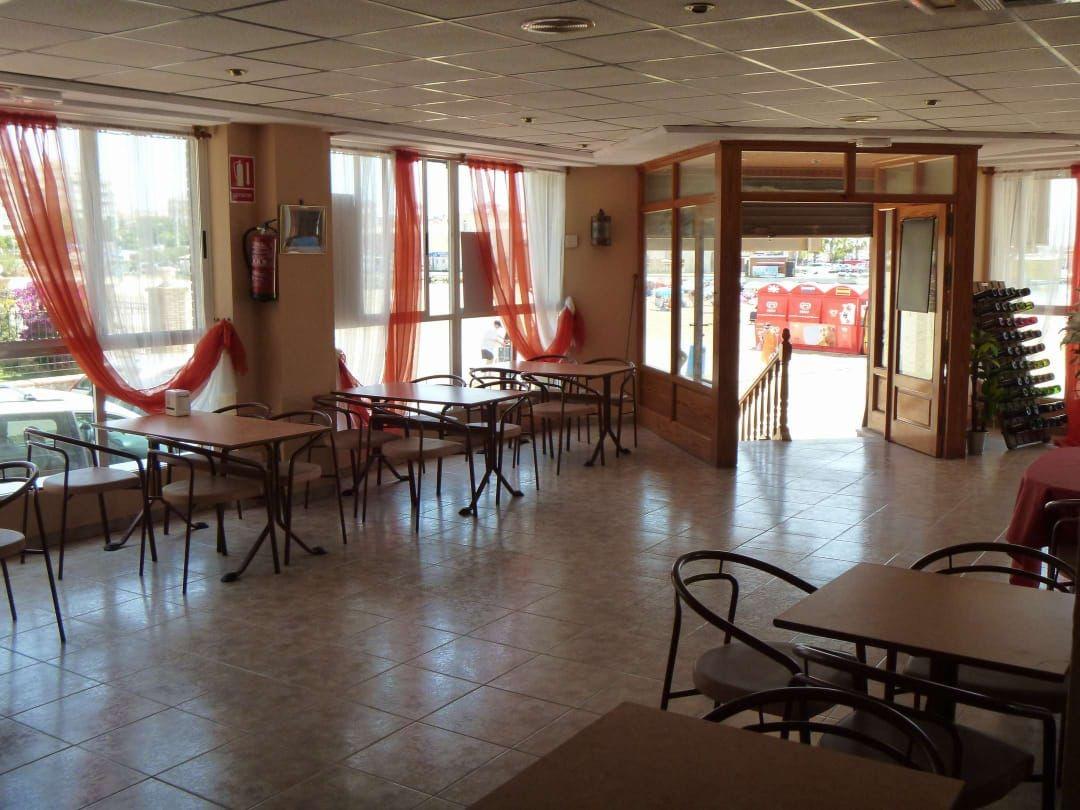 Liikekiinteistö Torrevieja, Alicante, Espanja 400 m2 No. 165365