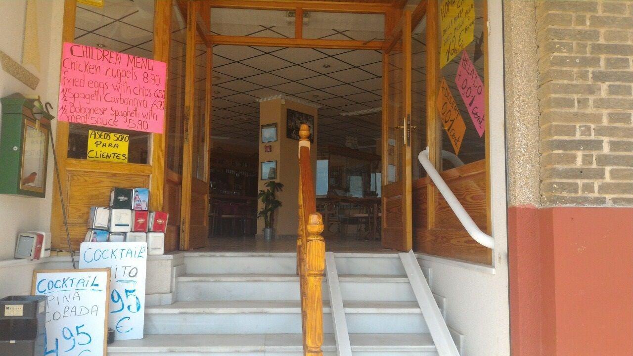 Liikekiinteistö Torrevieja, Alicante, Espanja 400 m2 No. 165365