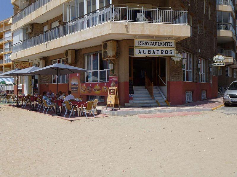 Liikekiinteistö Torrevieja, Alicante, Espanja 400 m2 No. 165365
