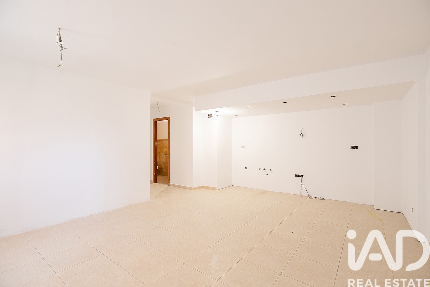 Lokal usługowy w Barcelona, Hiszpania 2 sypialnie, 112 mkw. nr 152610