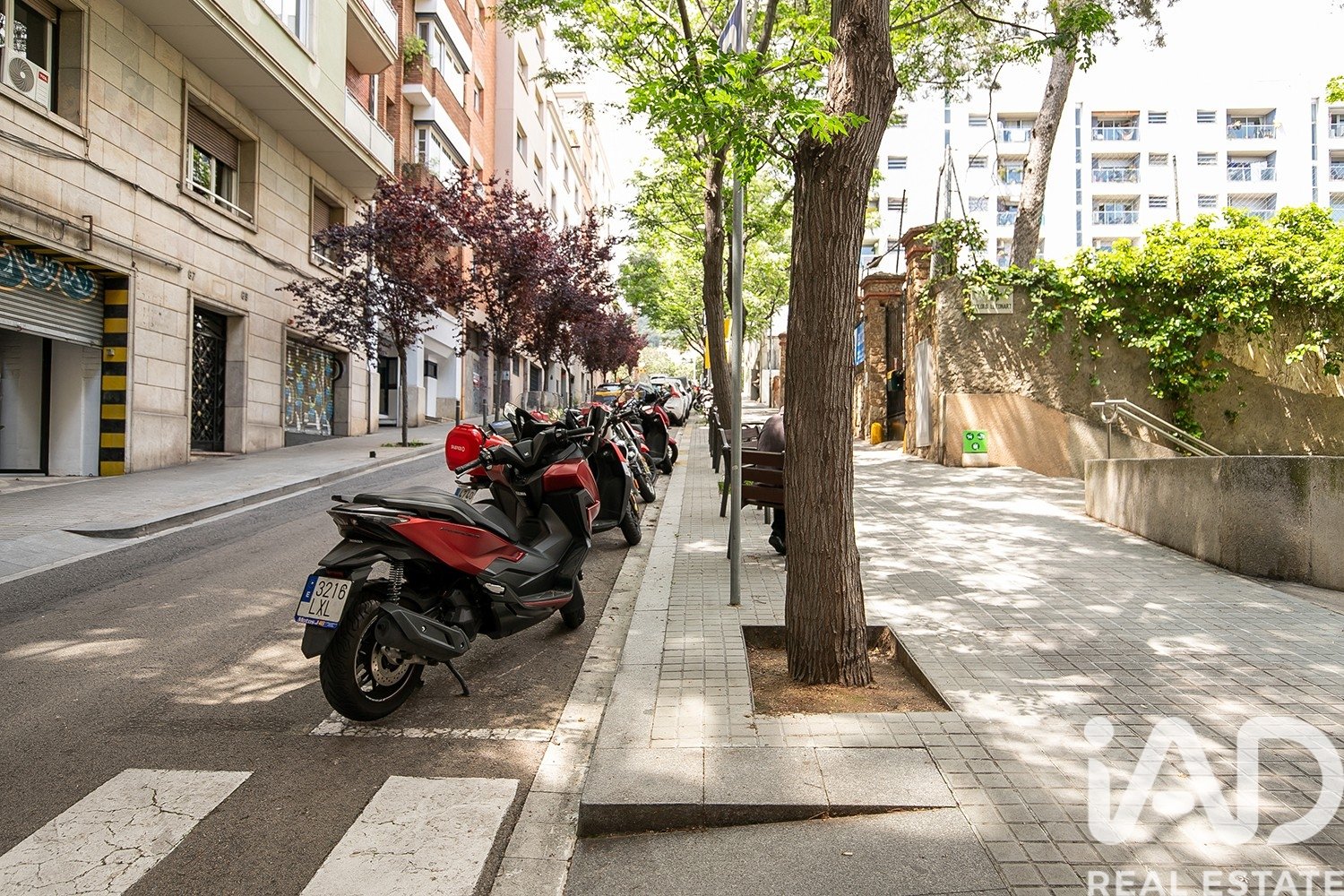 Lokal usługowy w Barcelona, Hiszpania 2 sypialnie, 112 mkw. nr 152610