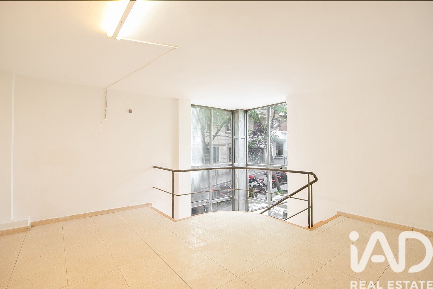 Lokal usługowy w Barcelona, Hiszpania 2 sypialnie, 112 mkw. nr 152610