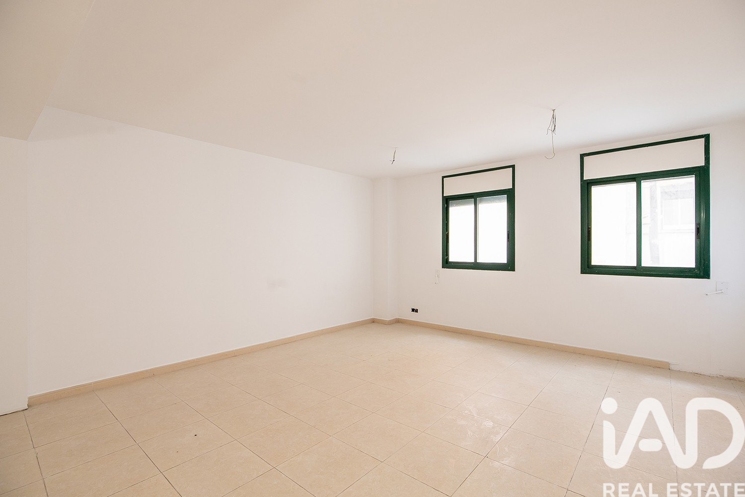 Lokal usługowy w Barcelona, Hiszpania 2 sypialnie, 112 mkw. nr 152610