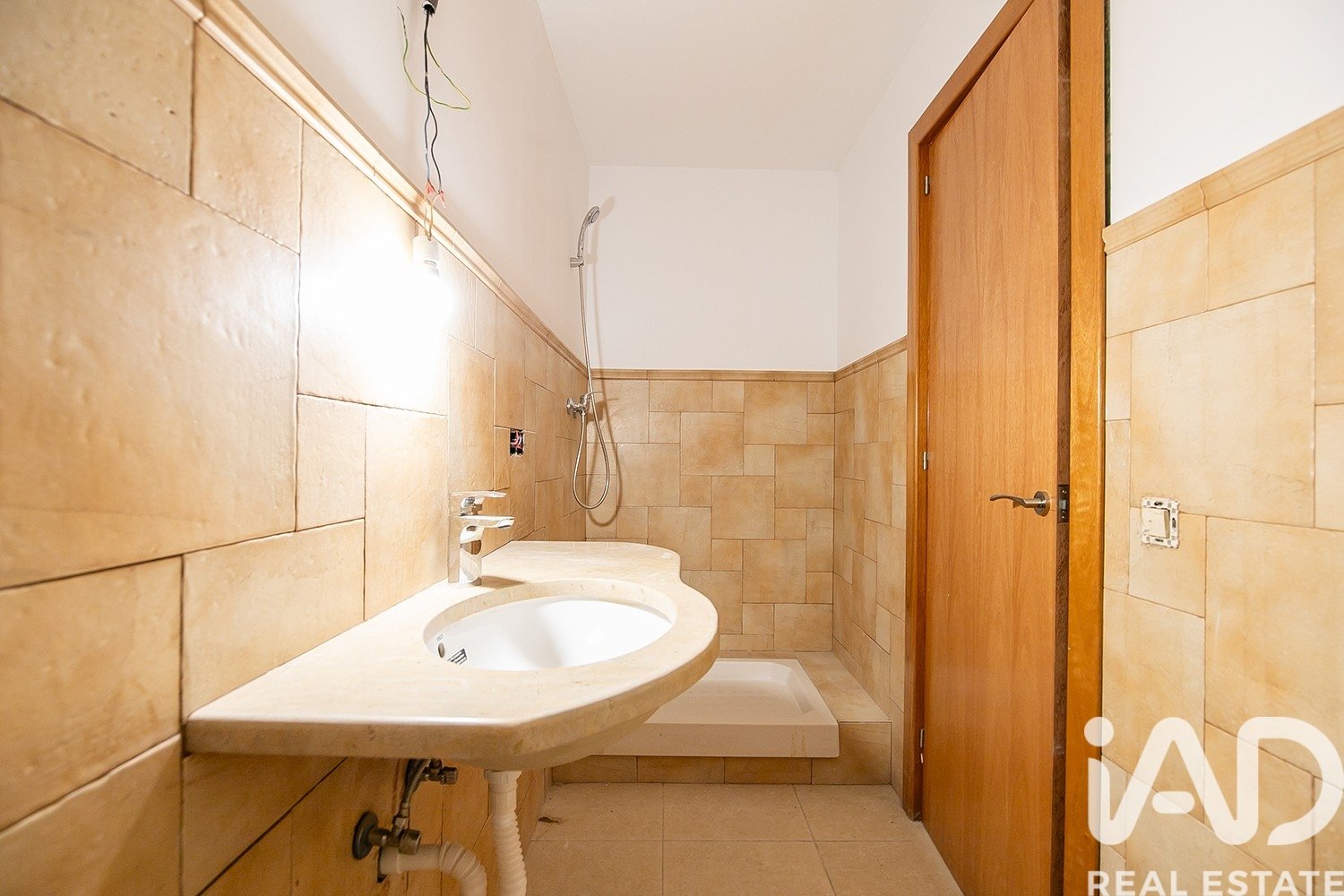 Lokal usługowy w Barcelona, Hiszpania 2 sypialnie, 112 mkw. nr 152610