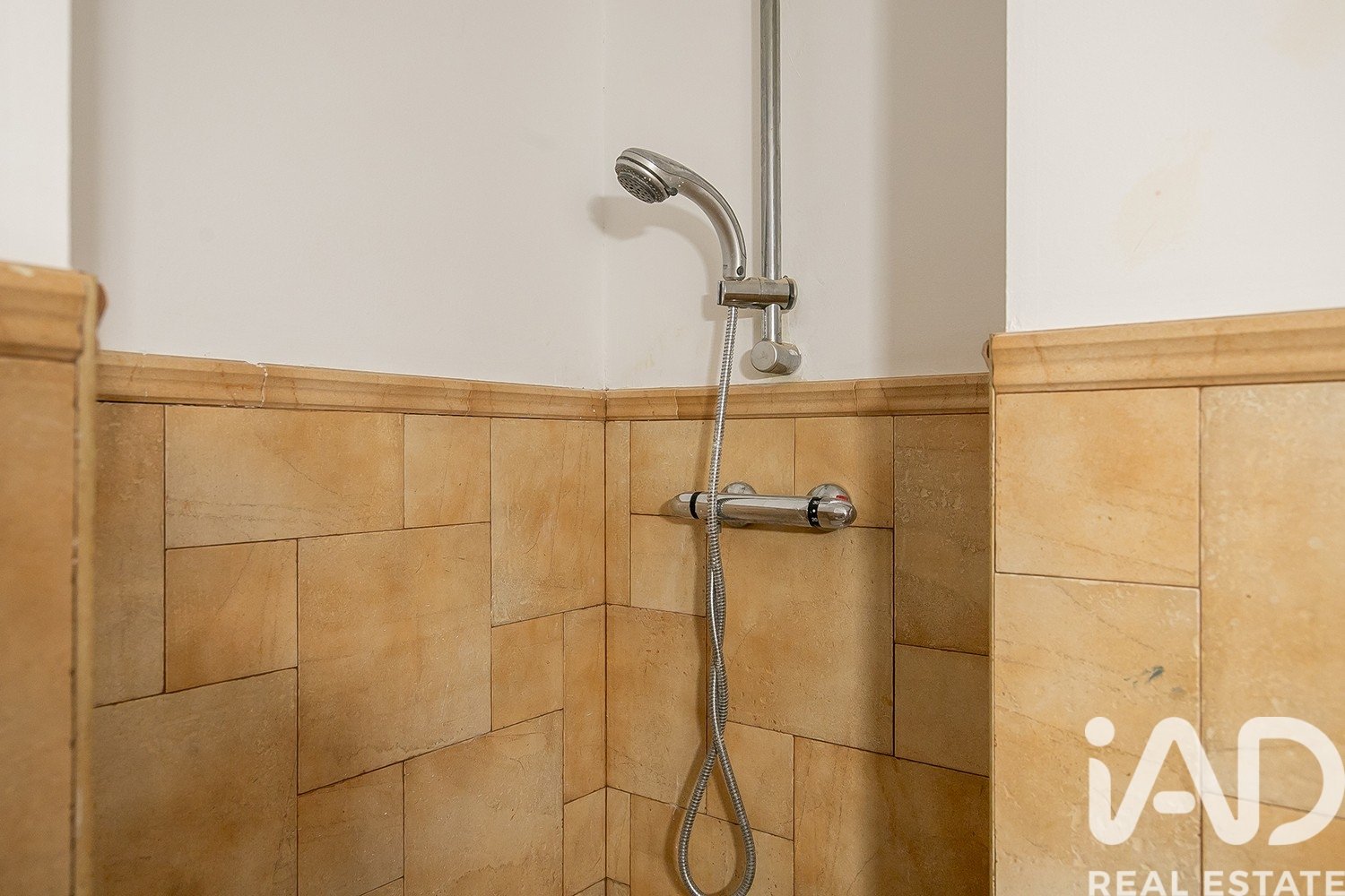 Lokal usługowy w Barcelona, Hiszpania 2 sypialnie, 112 mkw. nr 152610