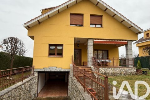 House in Santovenia de la Valdoncina, Leon, Spanien 4 Schlafzimmer, 294 m2 Nr. 152611