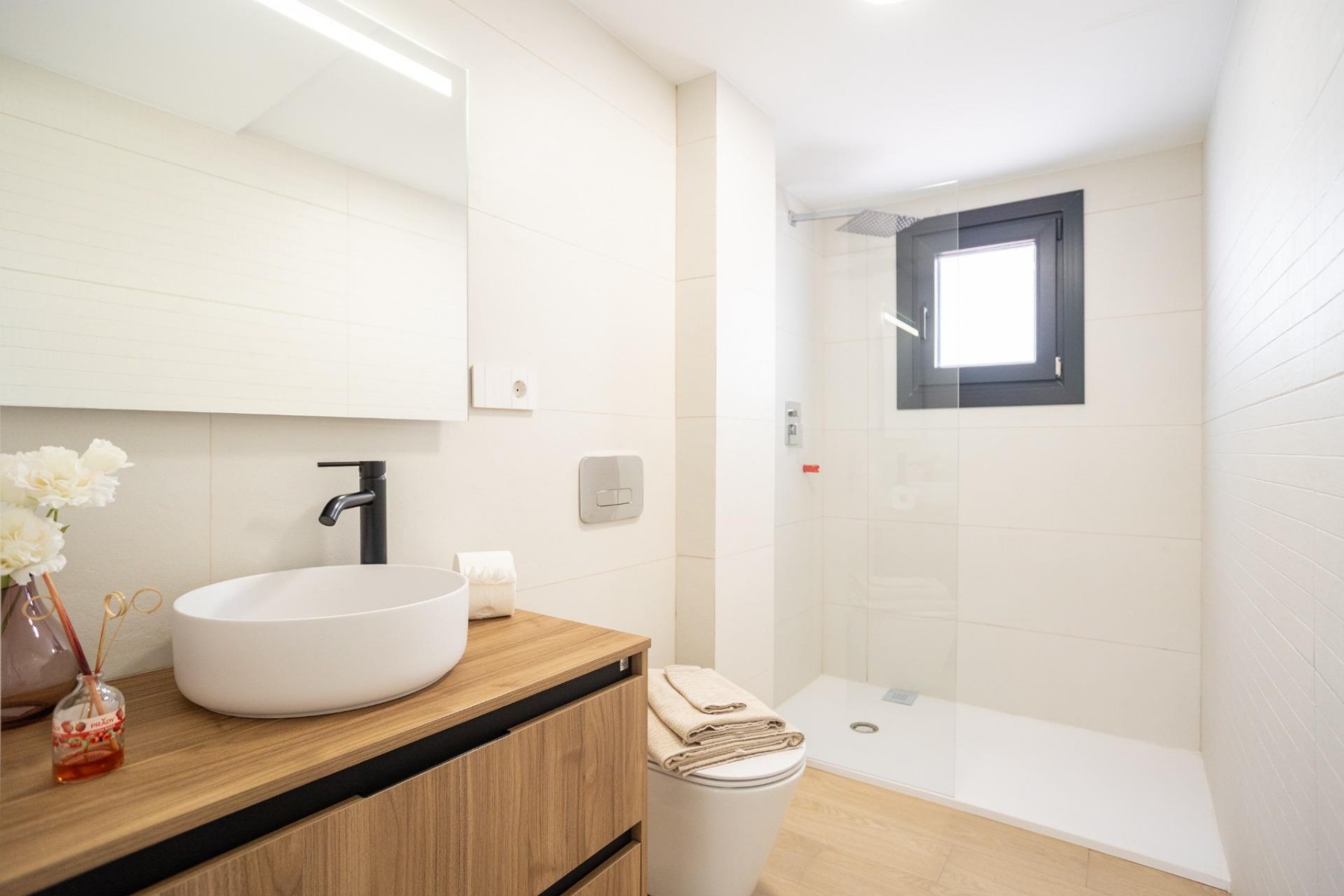 Apartment à Valencia, Espagne 2 chambres, 63 m2 No. 133565