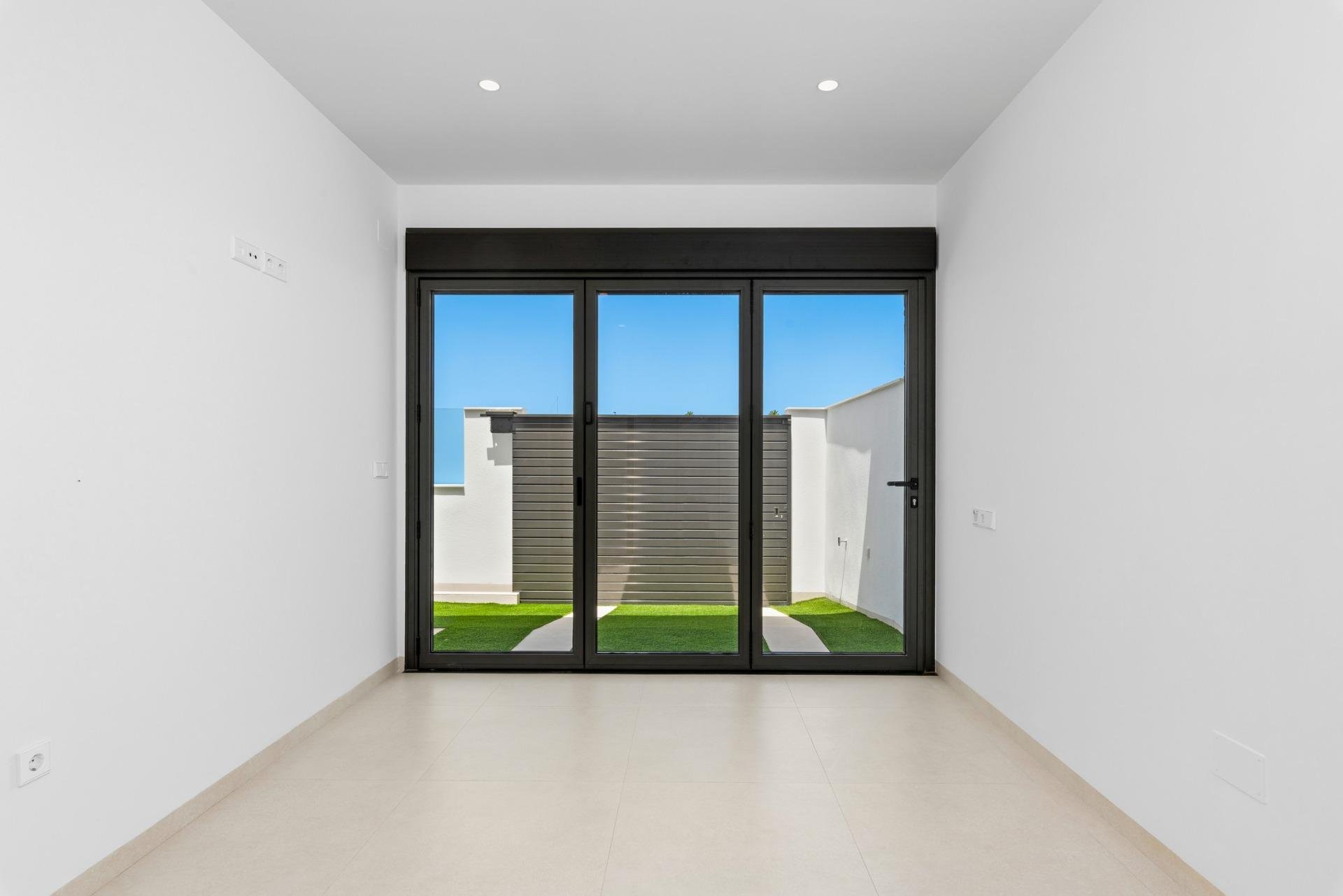Villa in Los Alcazares, Murcia, Spanien 3 Schlafzimmer, 106 m2 Nr. 148324