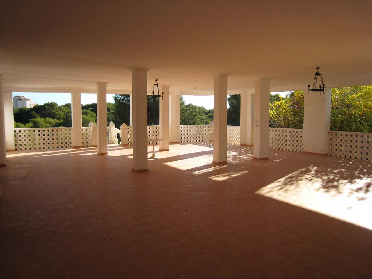 Villa i Campoamor, Alicante, Spanien 10 sovrum, 780 kvm. Nr. 94090